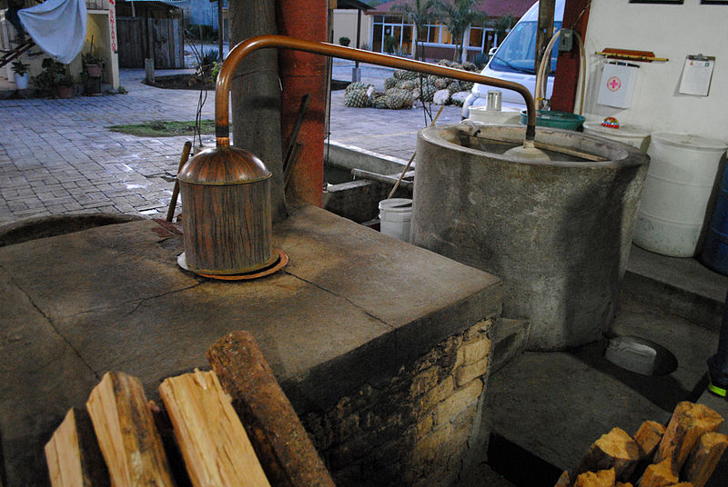 Alambique de cobre para destilar mezcal